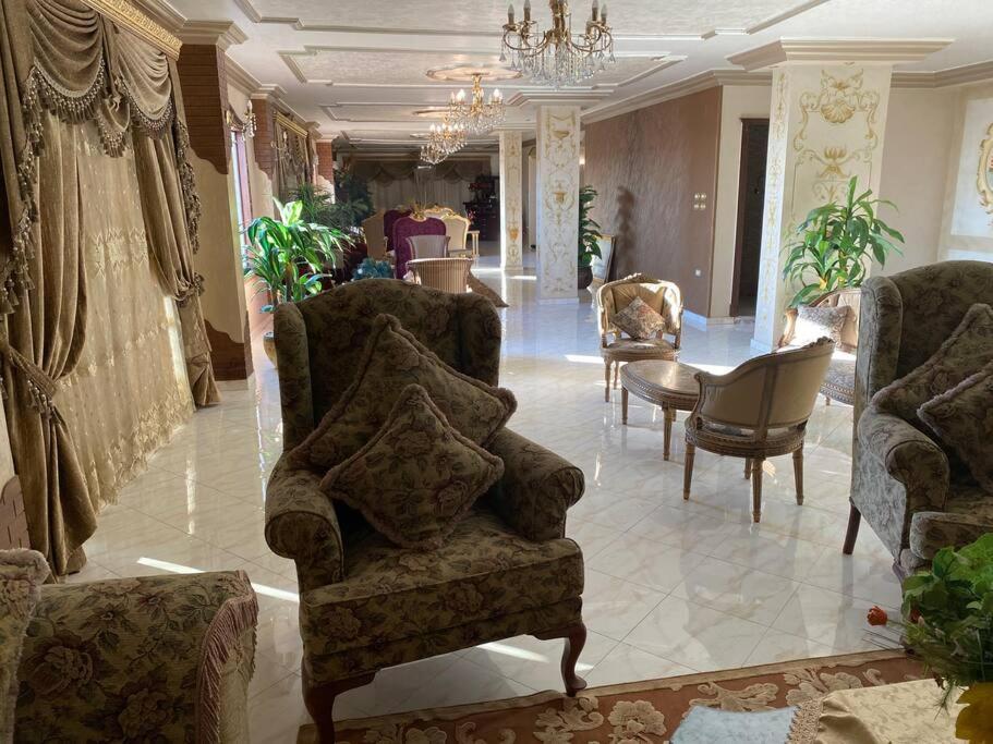 Royal Pyramids Palace Residence カイロ エクステリア 写真