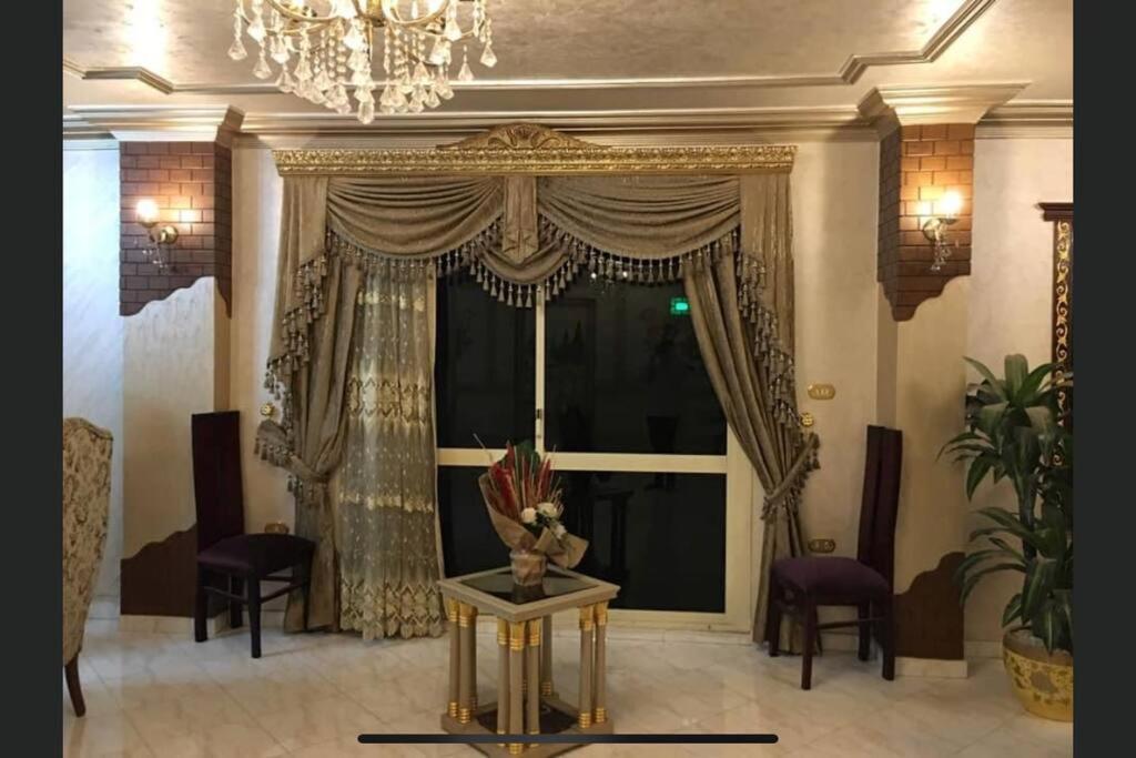 Royal Pyramids Palace Residence カイロ エクステリア 写真