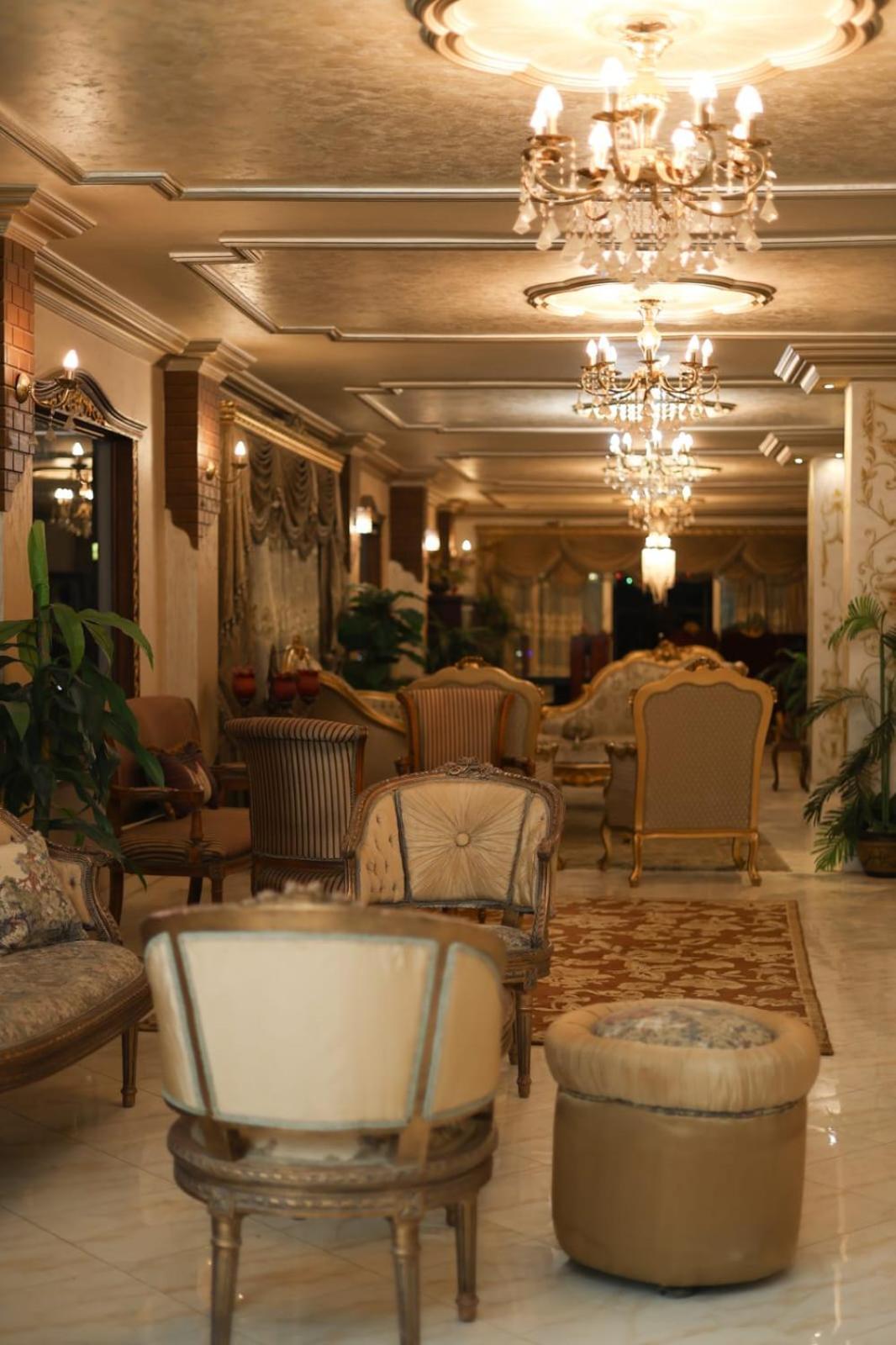 Royal Pyramids Palace Residence カイロ エクステリア 写真